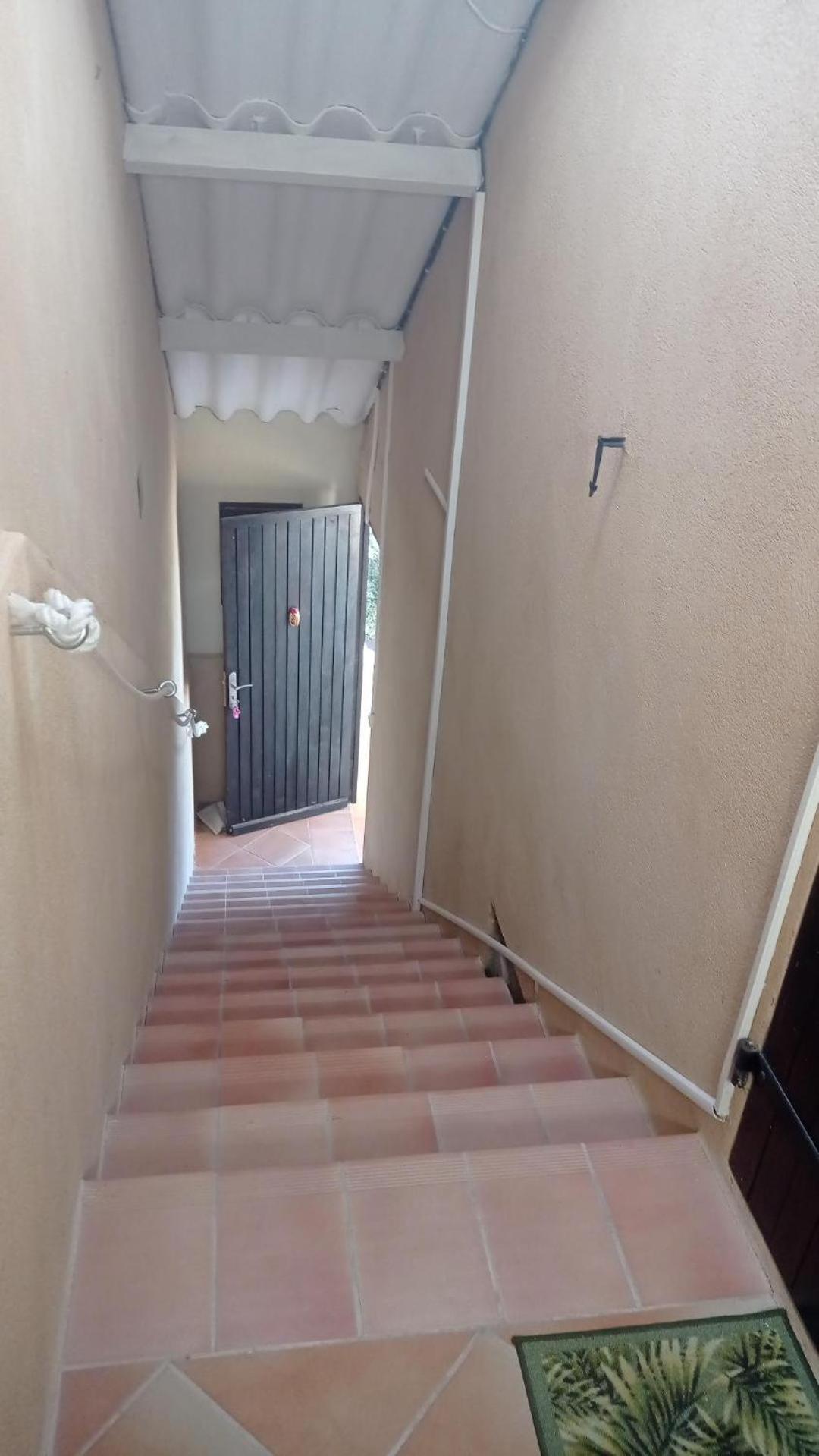 Bed and Breakfast Les Cigales Villelaure Exterior foto