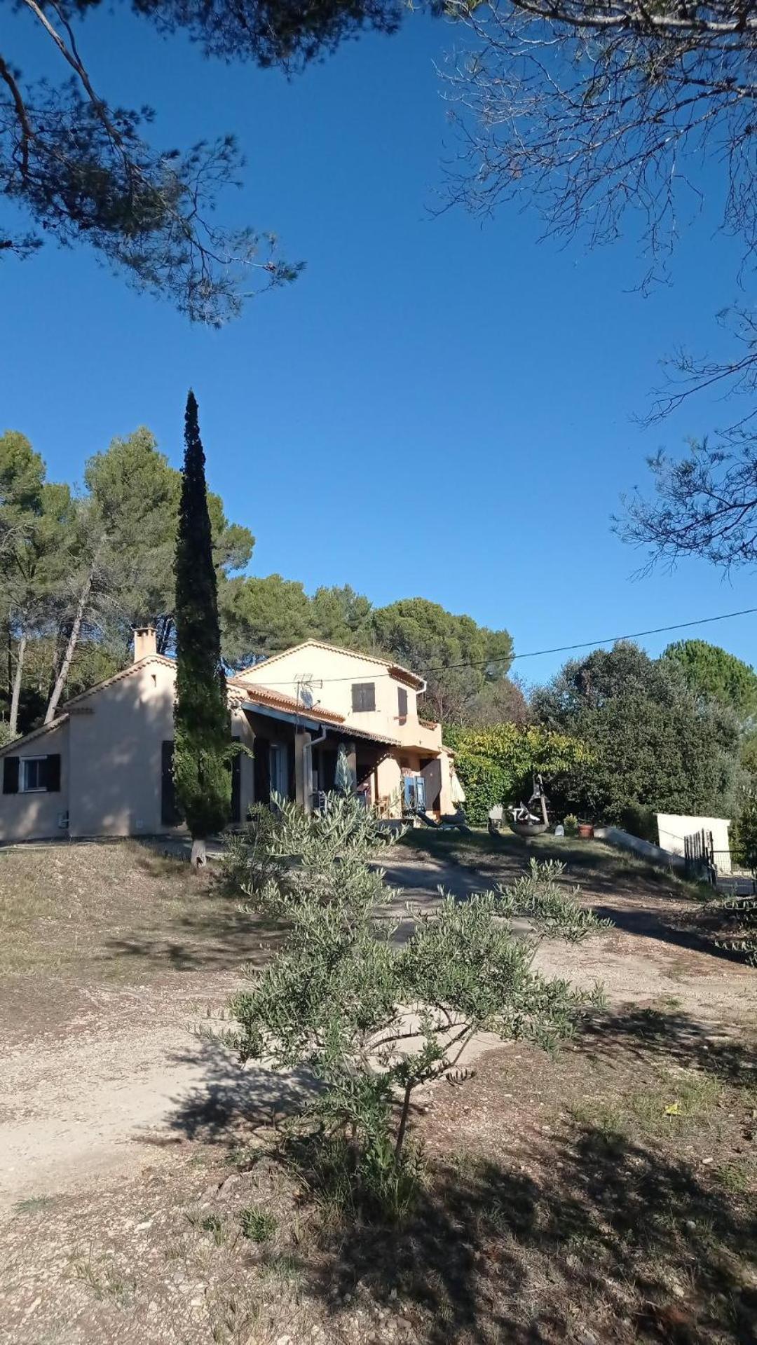 Bed and Breakfast Les Cigales Villelaure Exterior foto