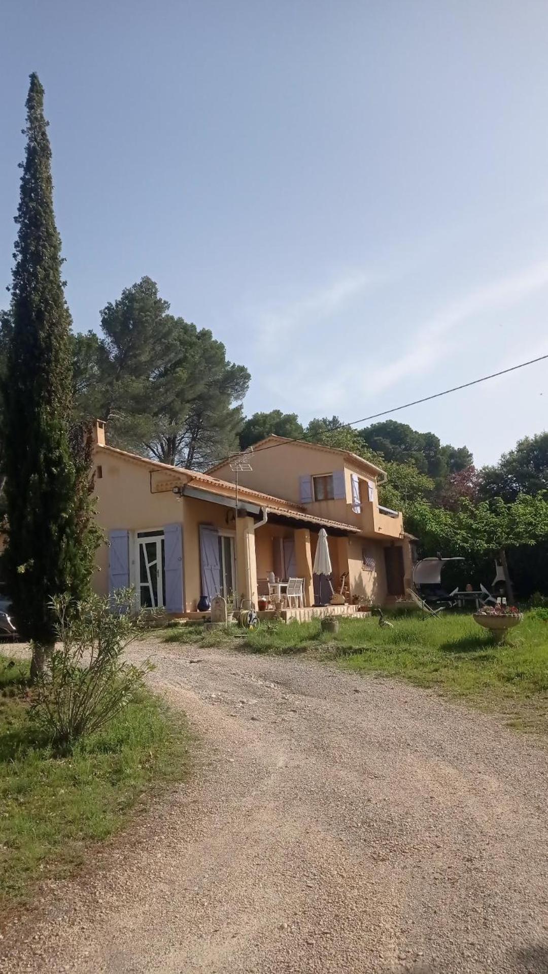 Bed and Breakfast Les Cigales Villelaure Exterior foto